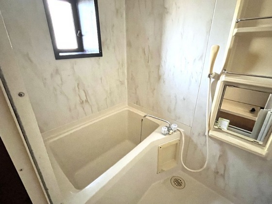 グリーンハイツB