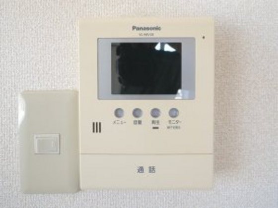 グランシャリオ津高弐番館