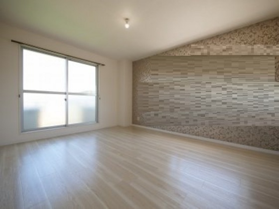 グランシャリオ津高弐番館