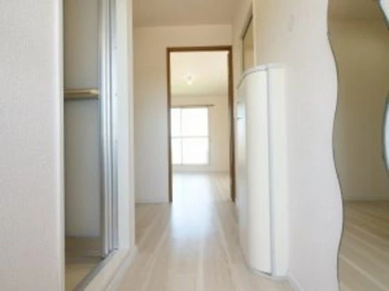 グランシャリオ津高弐番館