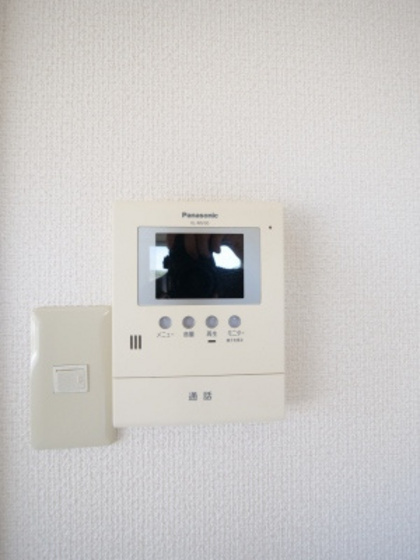 グランシャリオ津高弐番館