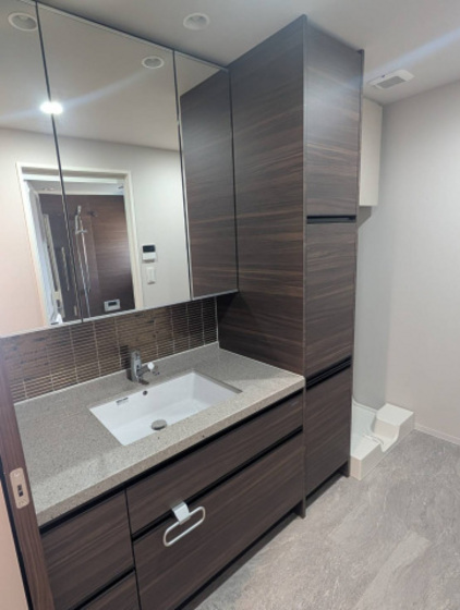 グラディス西広島駅前ザ・タワー