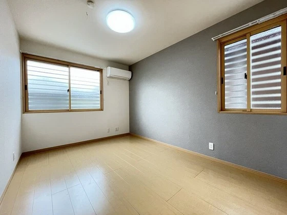 サンティーエ B棟