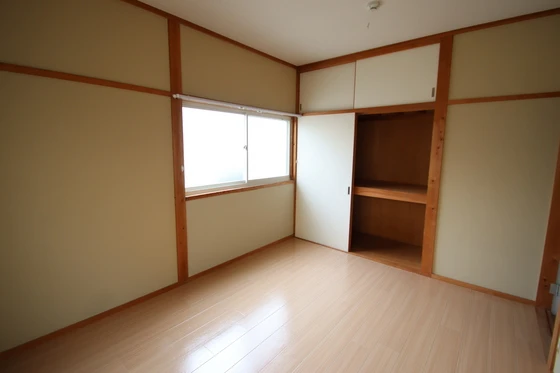 グレース松崎D棟