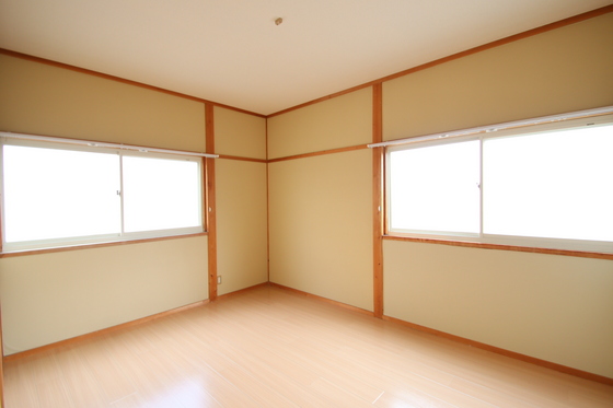 グレース松崎D棟