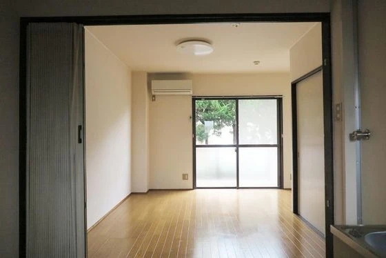 ホワイトメゾン学南1棟