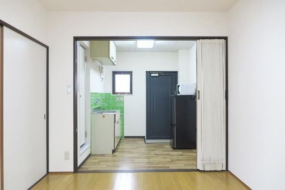 ホワイトメゾン学南1棟