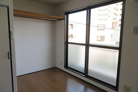 ホワイトメゾン学南1棟