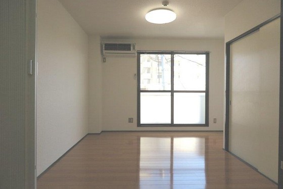 ホワイトメゾン学南1棟