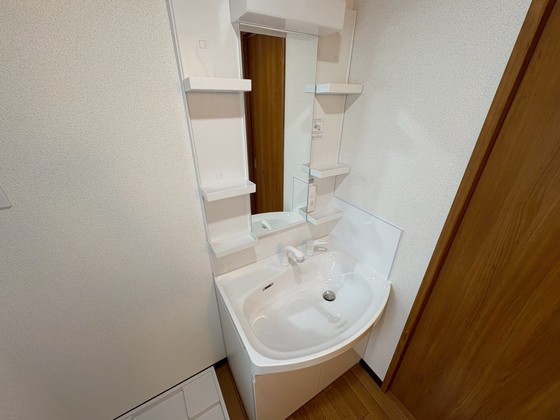 アイランドビル30