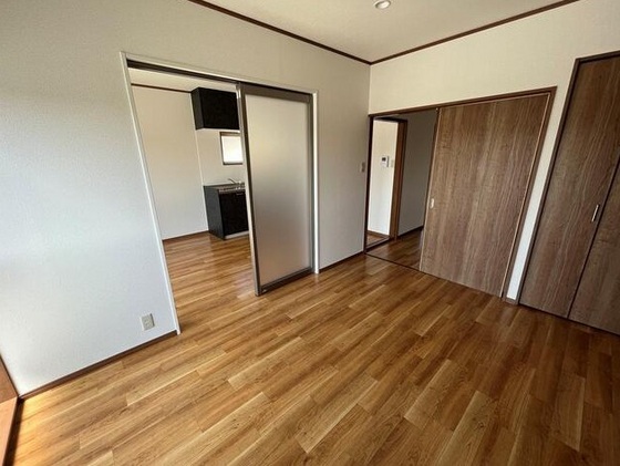 レインボーパレスC棟