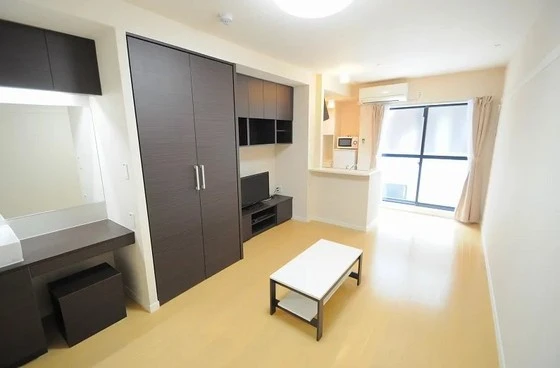 レオネクスト18番館