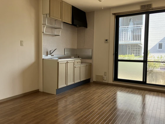 ヴィラ・ウィンディア C