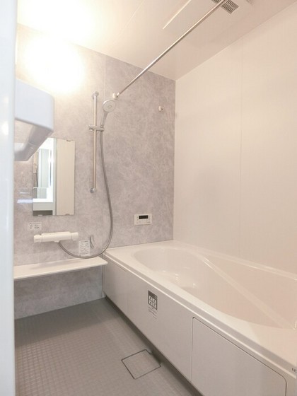 トリシアくるめ木 ｵﾆｵﾝﾊｲﾂ