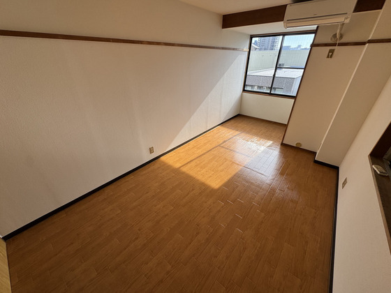 富田町共同ビル