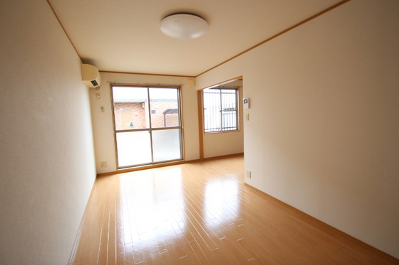 ヴィラ ジャスティス B