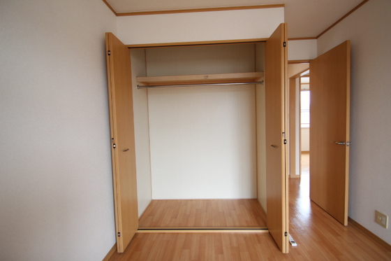 ヴィラ ジャスティス B