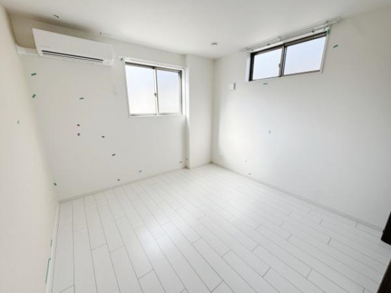 RIVER CITY 西川原