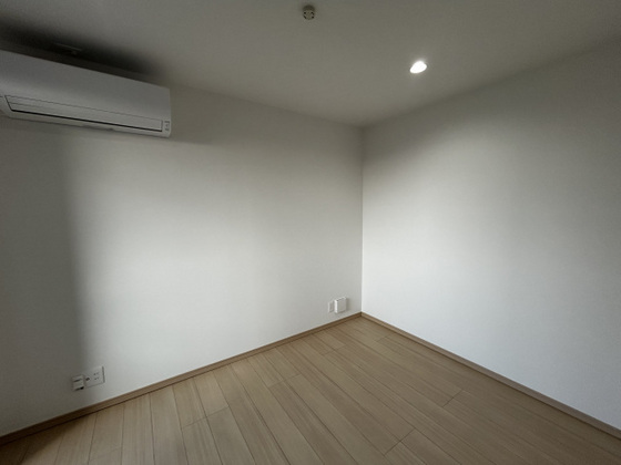 REGALEST LUCENTE(レガリスト ルチェンテ)