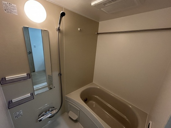 REGALEST LUCENTE(レガリスト ルチェンテ)