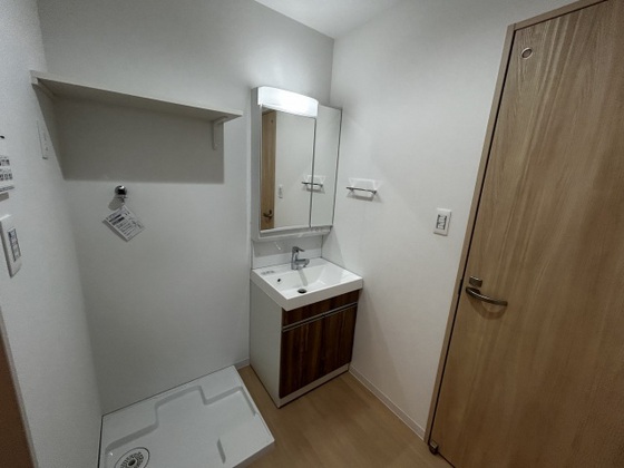 REGALEST LUCENTE(レガリスト ルチェンテ)