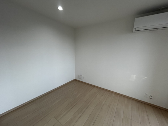 REGALEST LUCENTE(レガリスト ルチェンテ)