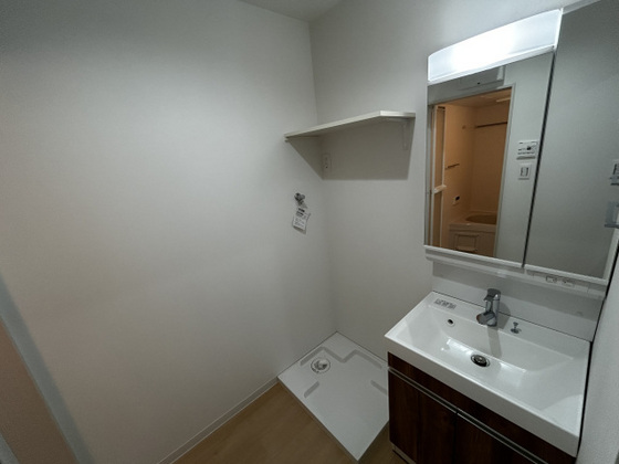 REGALEST LUCENTE(レガリスト ルチェンテ)