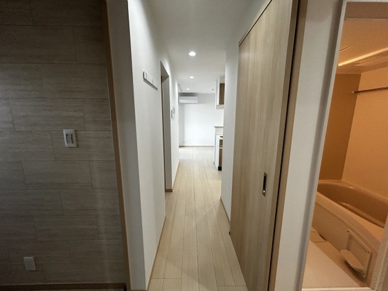 REGALEST LUCENTE(レガリスト ルチェンテ)