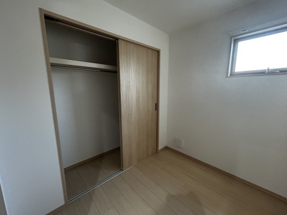 REGALEST LUCENTE(レガリスト ルチェンテ)