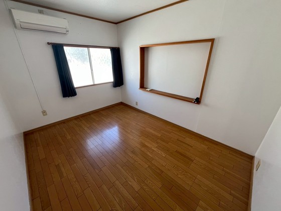 江波アパート(右)