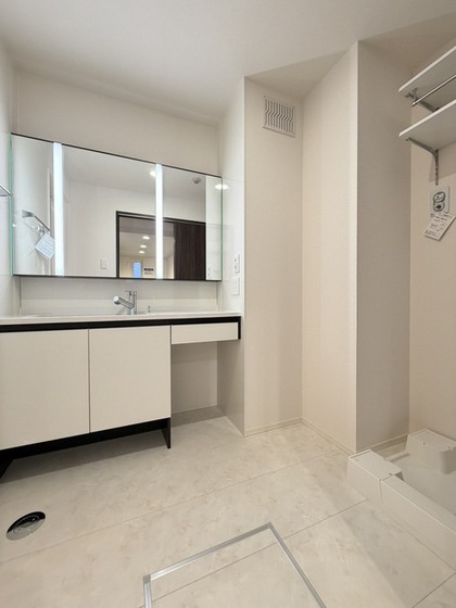 プレミア西条中央B棟