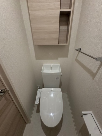 プレミア西条中央A棟