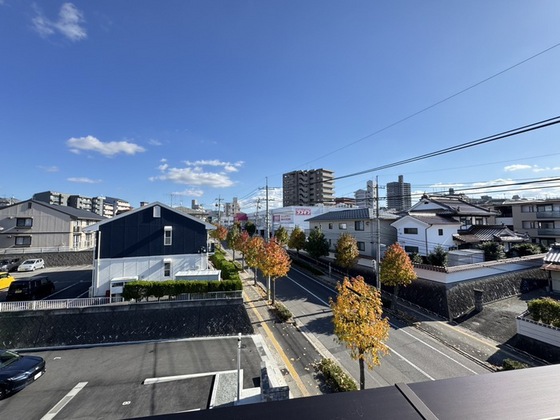 プレミア西条中央A棟