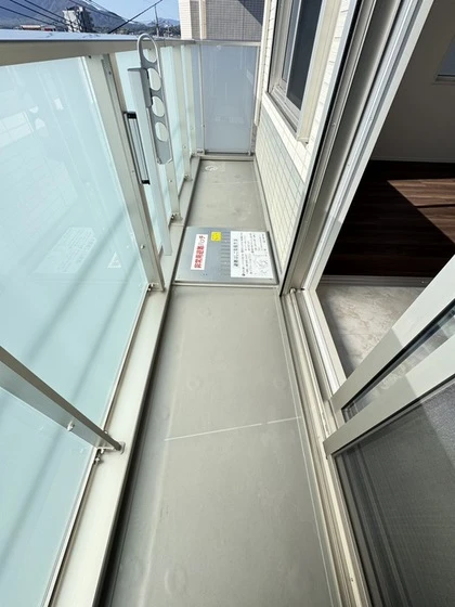 プレミア西条中央A棟