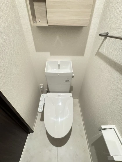 プレミア西条中央A棟