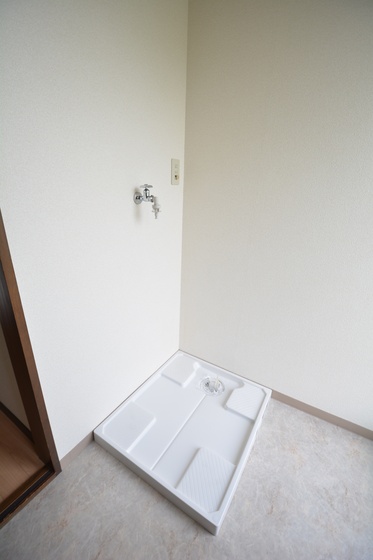 ファミーユ21 西