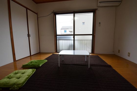 ホワイトメゾン津島E