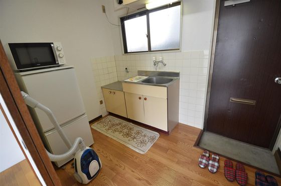 ホワイトメゾン津島E