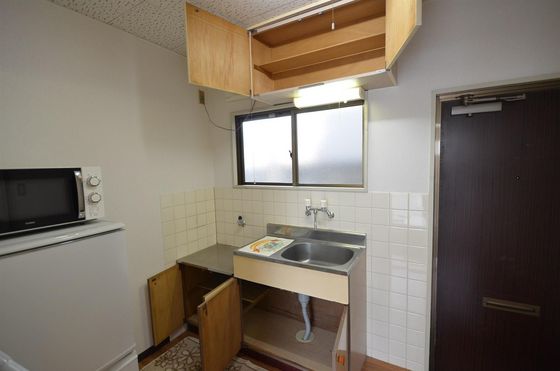 ホワイトメゾン津島E