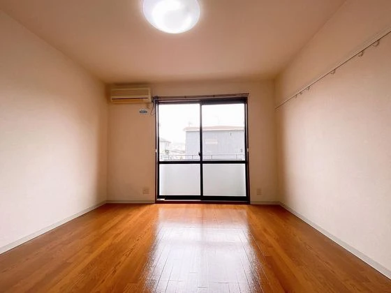 エスポワール千草 A