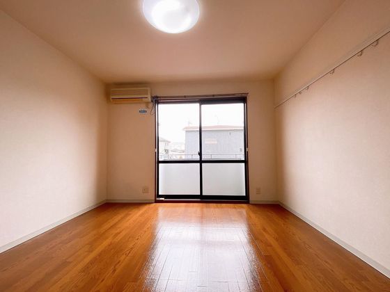 エスポワール千草 A