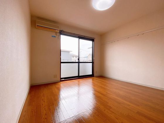 エスポワール千草 A