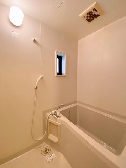 エスポワール千草 A