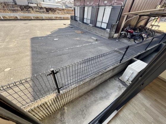 ビッグウェイ中庄 B