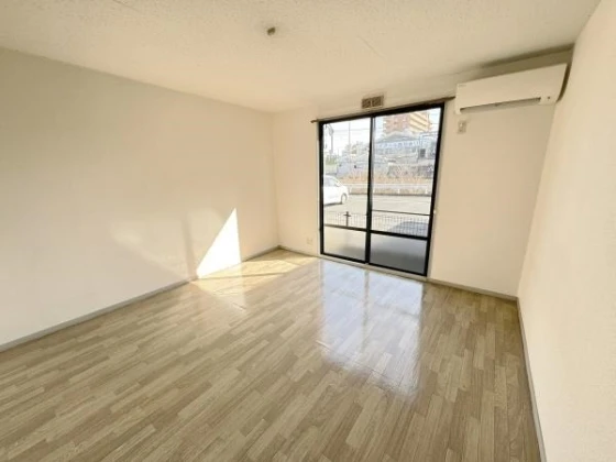 ビッグウェイ中庄 B