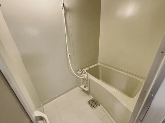 ビッグウェイ中庄 B