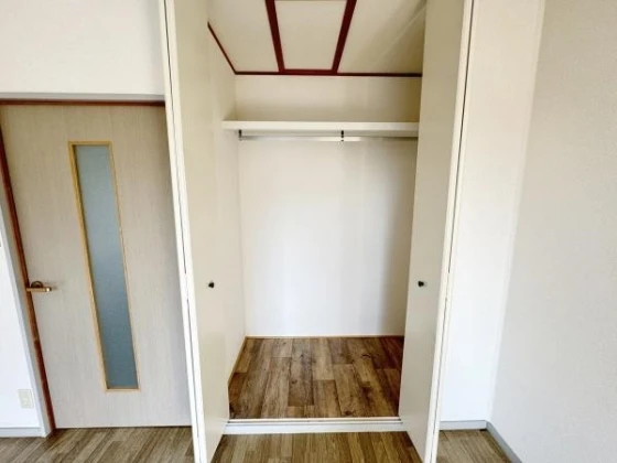 ビッグウェイ中庄 B