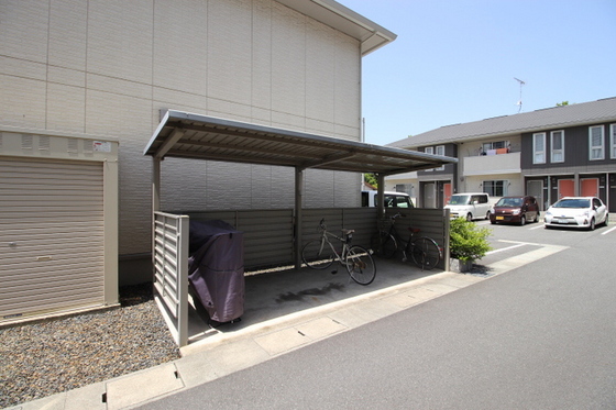 モダンコート鳴下 B棟