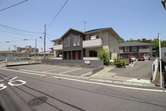 モダンコート鳴下 B棟