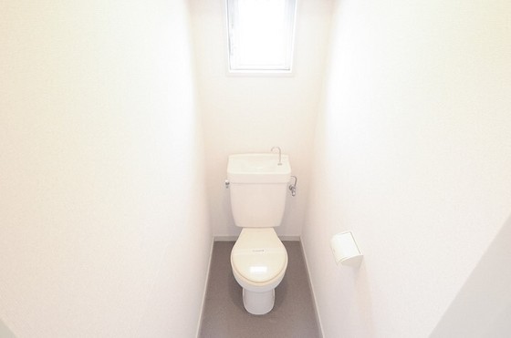 レオパレス中野第6